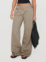 Paltrow Cargo Jeans Washed Brown Petite